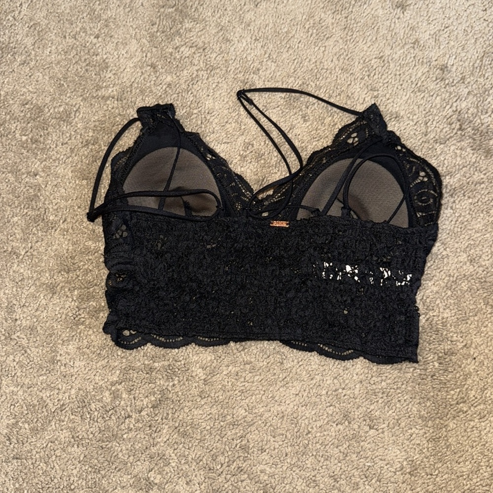 Victoria Secret PINK - Black Bralette Lace - LIKE NEW! Size S - CUPS INCLUDED! - Picture 2 of 2